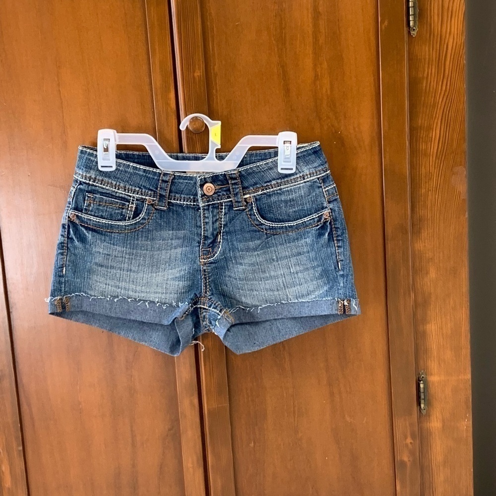 VIGOLD denim jean shorts size 28 5/6 2in inseam 8 in rise #coastal cowboy